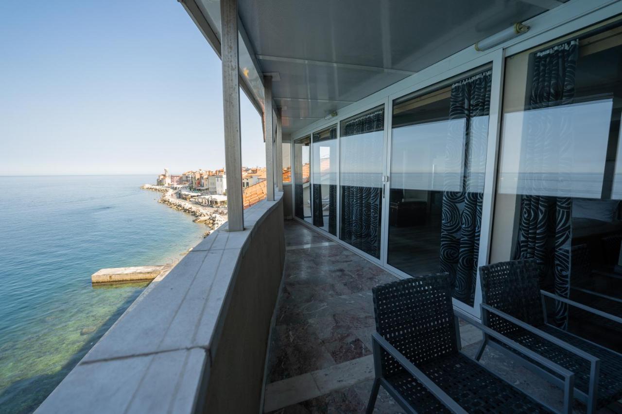 Hotel Пиран Екстериор снимка
