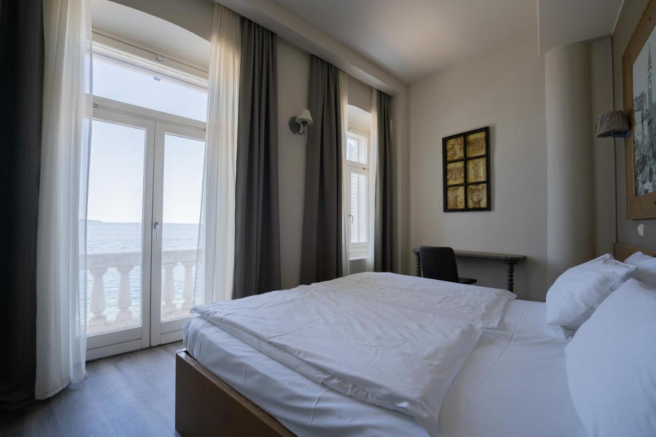 Hotel Пиран Екстериор снимка
