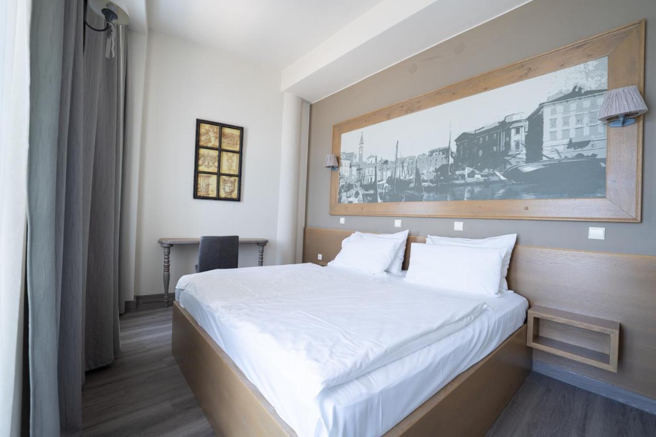 Hotel Пиран Екстериор снимка